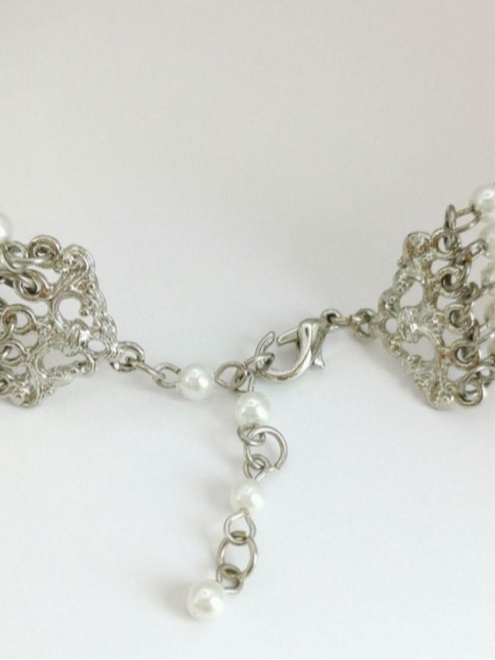 White Pearl Crystal Choker Necklace 🆕 - Picture 3 of 4